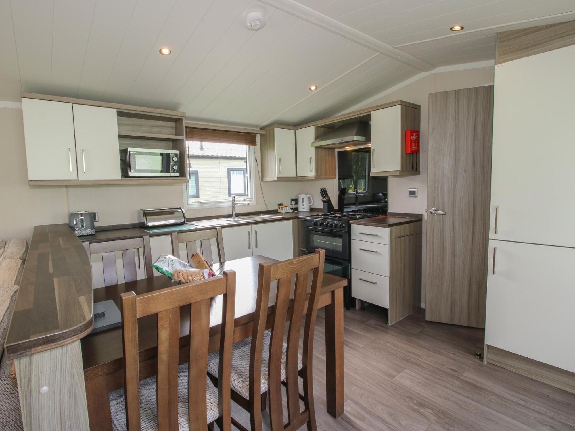 Swan Villa Leominster Bagian luar foto
